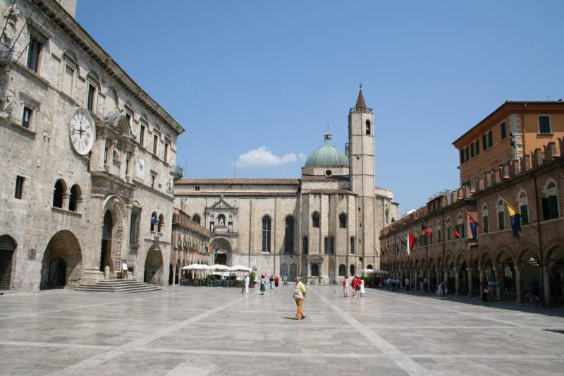 Piazza del Popolo in Ascoli Piceno
