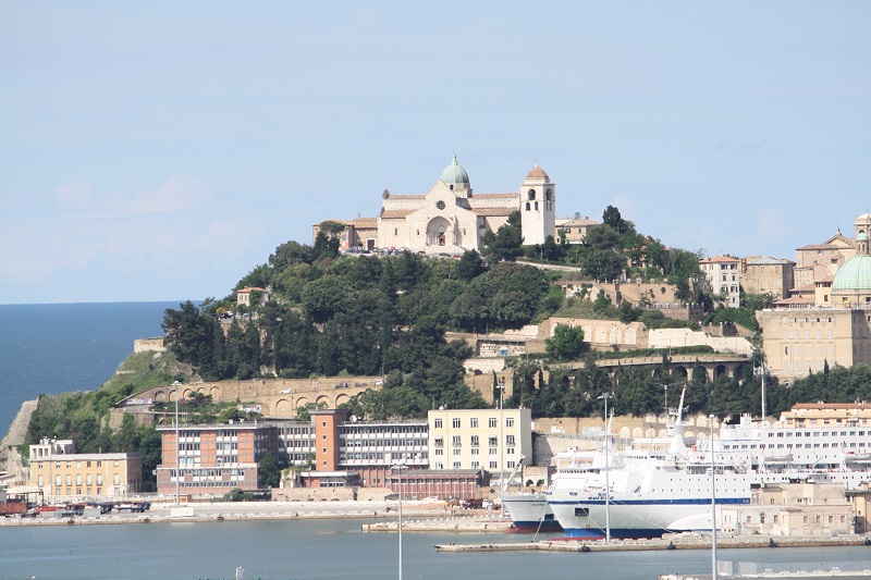 The port and the ancient city