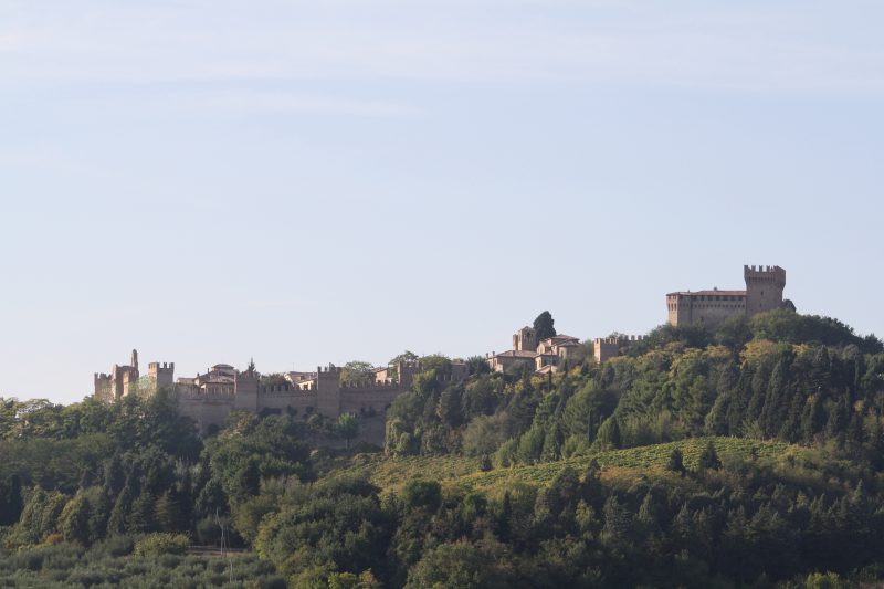 Il borgo ed il castello di Gradara