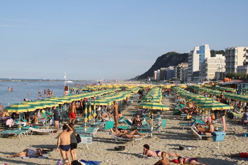 Der Strand von Pesaro