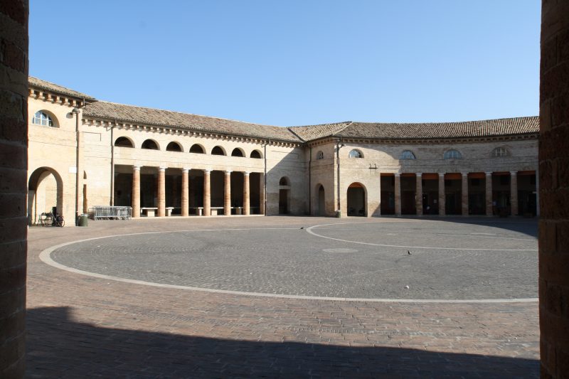 Il Foro Annonario a Senigallia