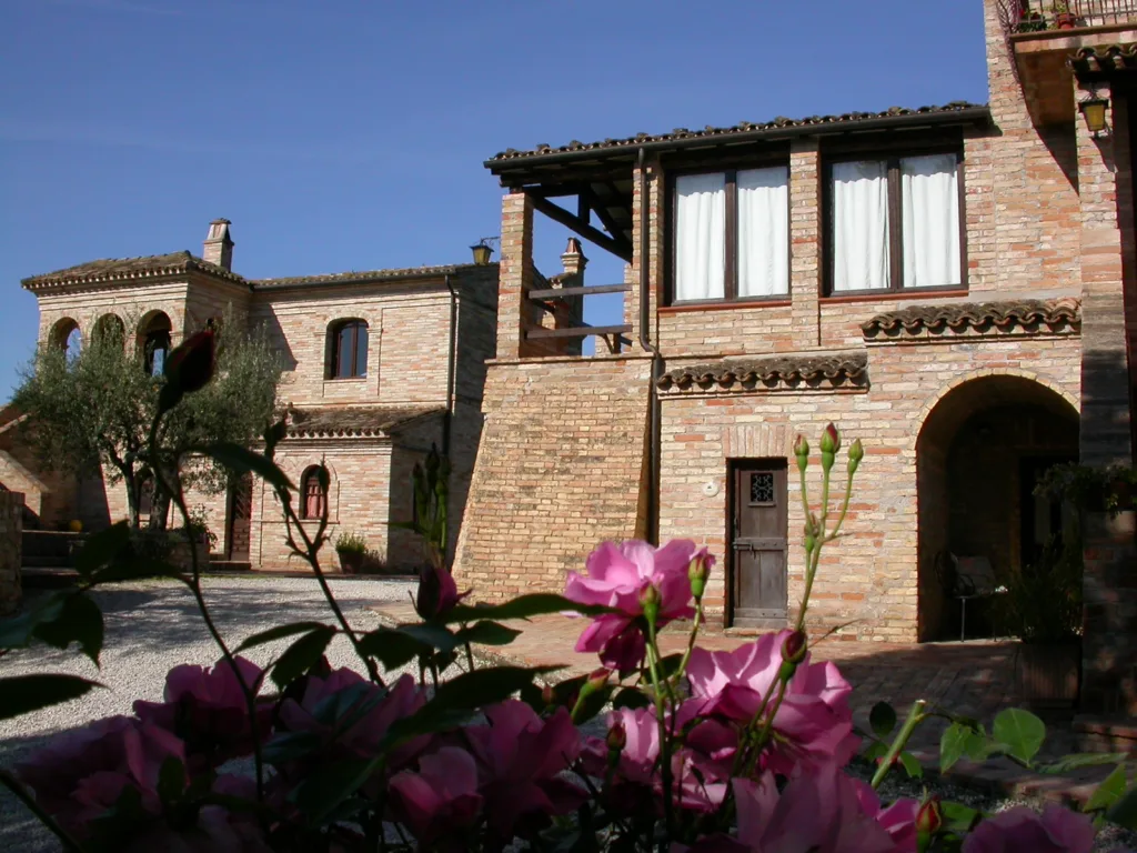 Agriturismo La Campana - Massignano (AP) - Agriturismo Marche